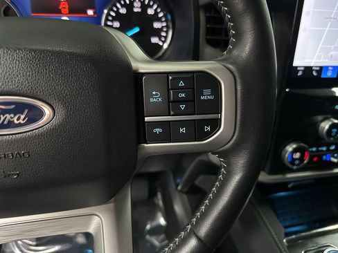 Used 2024 Ford Expedition XLT AWD/4WD image 15