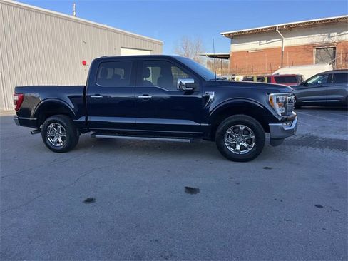 Used 2022 Ford F150 Lariat image 2