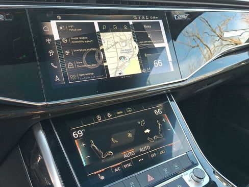 Certified 2025 Audi Q7 2.0T Premium w/ Convenience Plus Package image 14