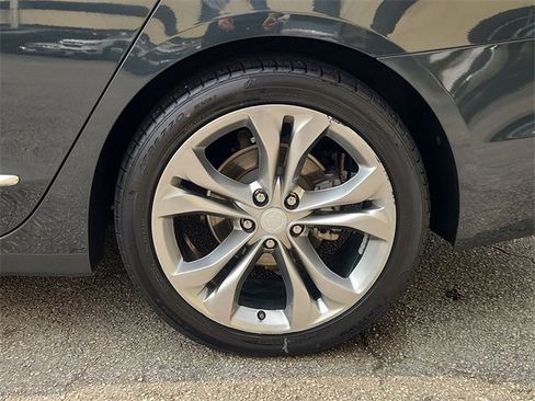 Used 2018 Buick LaCrosse Avenir image 33