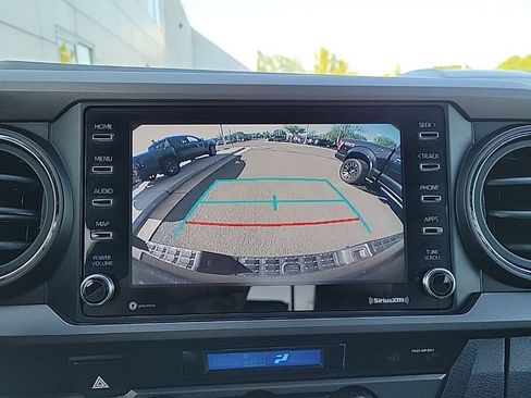 Used 2021 Toyota Tacoma TRD Sport w/ Technology Package AWD/4WD image 27