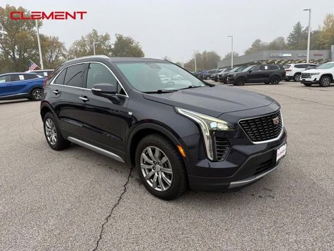 Used 2023 Cadillac XT4 Premium Luxury image 12