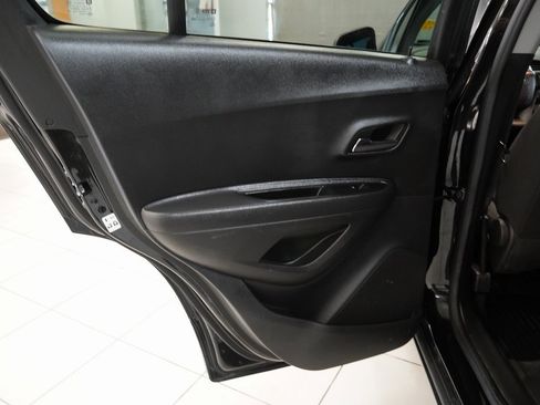 Used 2020 Chevrolet Trax LS w/ Tint and Cruise Package image 23