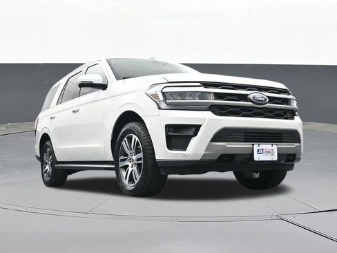 Used 2023 Ford Expedition XLT image 53