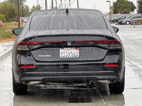 Used 2025 Honda Accord SE image 5