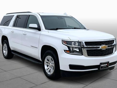 Used 2020 Chevrolet Suburban LT image 3