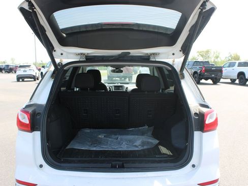 Used 2021 Chevrolet Equinox LT image 13