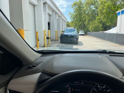 Used 2025 Nissan Rogue SV image 35