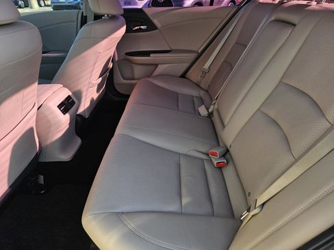 Used 2015 Honda Accord EX-L image 28