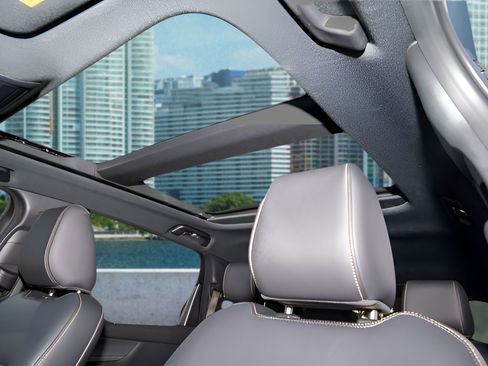 Used 2025 MAZDA CX-70 3.3 Turbo S w/ Premium Package image 27