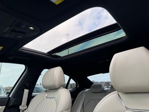 Used 2023 Genesis G70 2.0T w/ Sport Prestige Package image 15