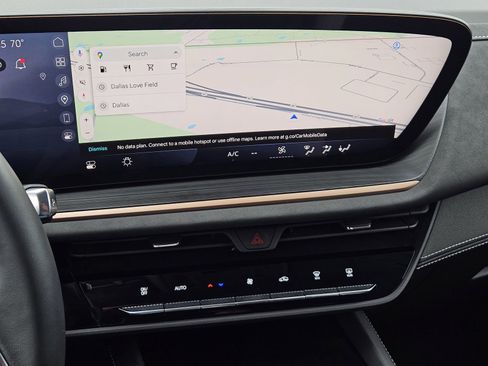 Used 2025 Buick Envision Sport Touring image 22