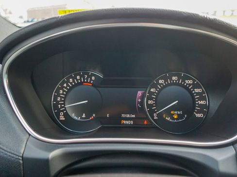 Used 2016 Lincoln MKX Premiere image 21