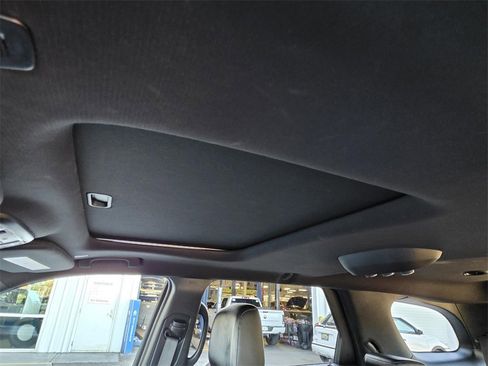 Used 2024 Dodge Durango GT image 7