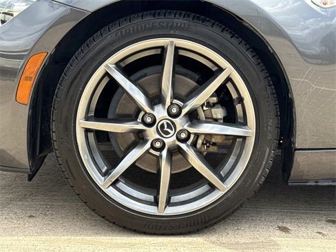 Used 2021 MAZDA MX-5 Miata RF Grand Touring image 6