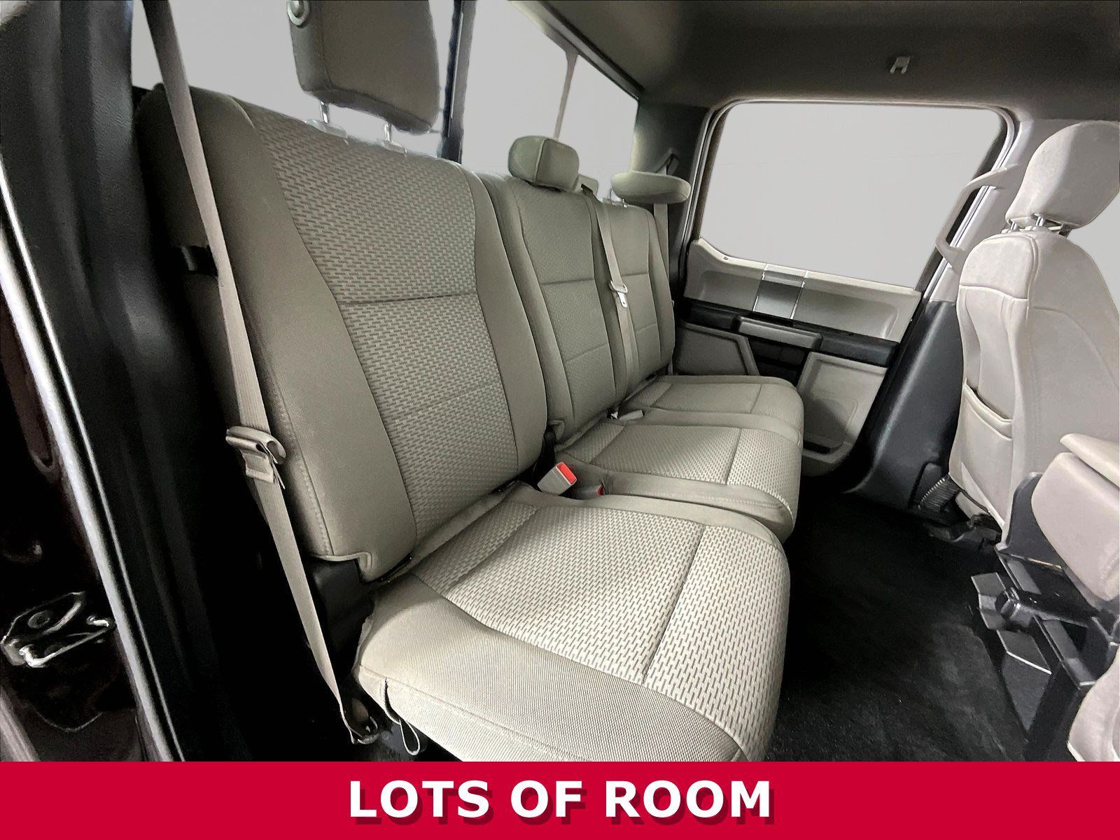 Used 2019 Ford F150 XLT w/ Equipment Group 302A Luxury AWD/4WD image 24