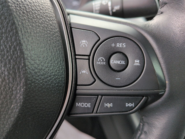 Used 2025 Toyota Corolla SE FWD image 18