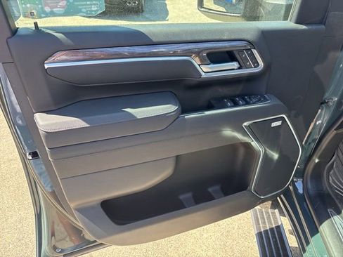 New 2026 Chevrolet Silverado 3500 High Country w/ High Country Premium Package AWD/4WD image 35