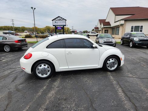 Used 2014 Volkswagen Beetle 2.5 image 9