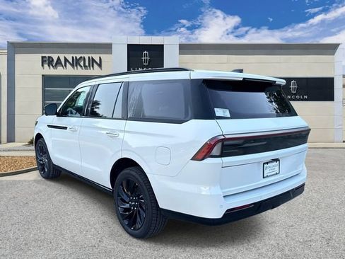 New 2027 Lincoln Navigator Reserve w/ Jet Appearance Package AWD/4WD image 5