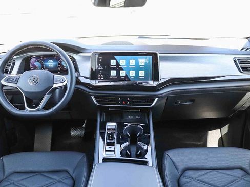 New 2026 Volkswagen Atlas Cross Sport SE AWD/4WD image 14