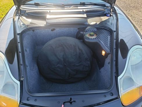 Used 1999 Porsche Boxster image 16