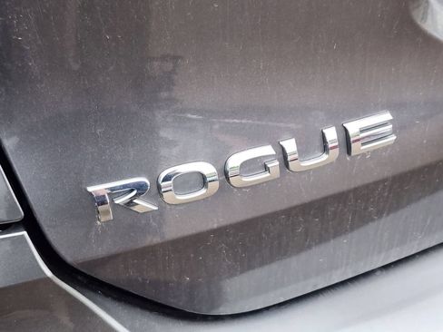 Used 2019 Nissan Rogue S AWD/4WD image 8