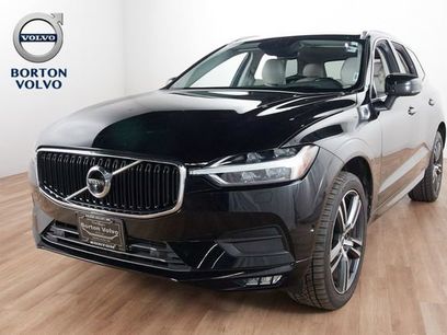 Used 2019 Volvo XC60 T6 Momentum w/ Advanced Package