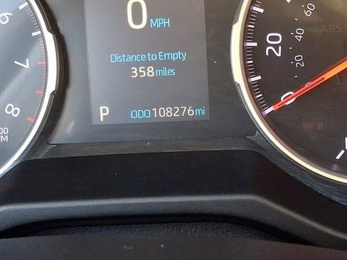 Used 2021 Toyota RAV4 XLE image 20