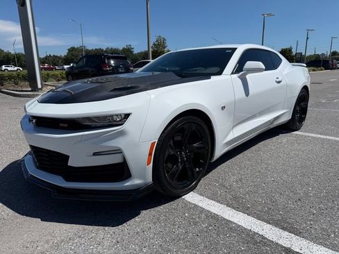 Used 2022 Chevrolet Camaro SS RWD image 2