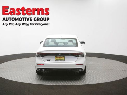Used 2023 Honda Accord LX image 36
