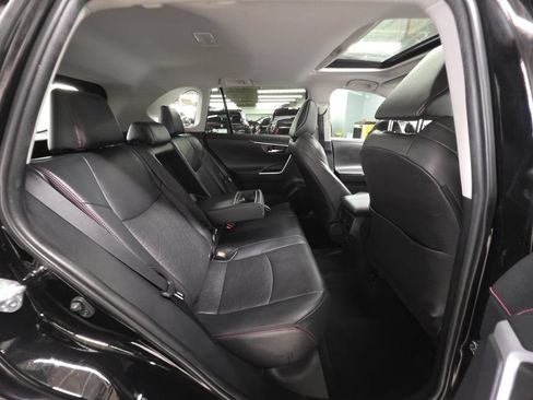 Used 2020 Toyota RAV4 TRD Off-Road AWD/4WD image 21