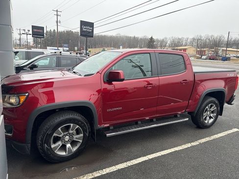 Used 2019 Chevrolet Colorado Z71 image 1
