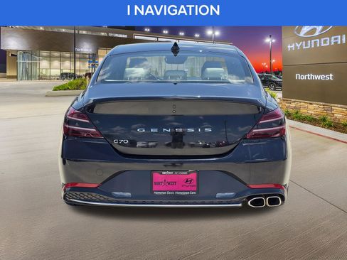 Used 2023 Genesis G70 2.0T RWD image 8