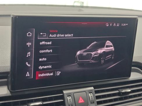 Used 2025 Audi Q5 2.0T Premium AWD/4WD image 41