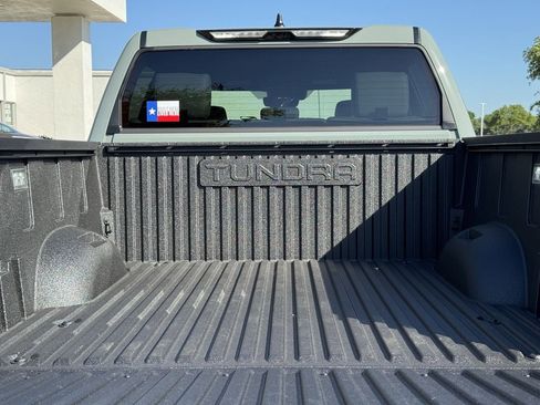 Used 2026 Toyota Tundra Limited w/ Power Package AWD/4WD image 31