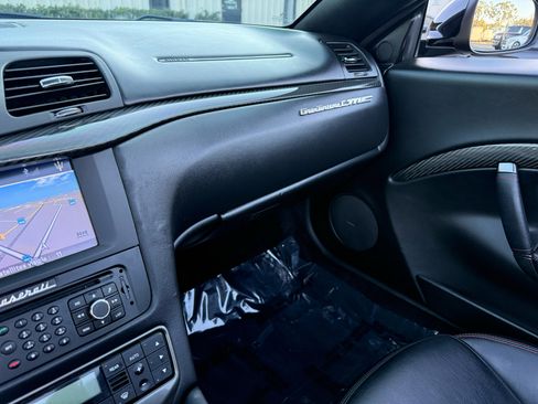 Used 2017 Maserati GranTurismo MC image 32