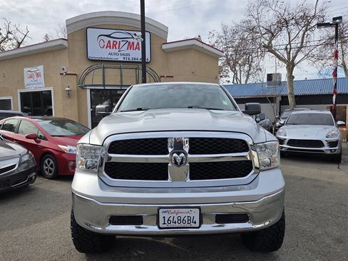 Used 2016 RAM 1500 Classic SLT image 2