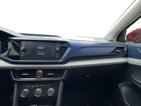 Used 2022 Volkswagen Taos SE FWD image 44