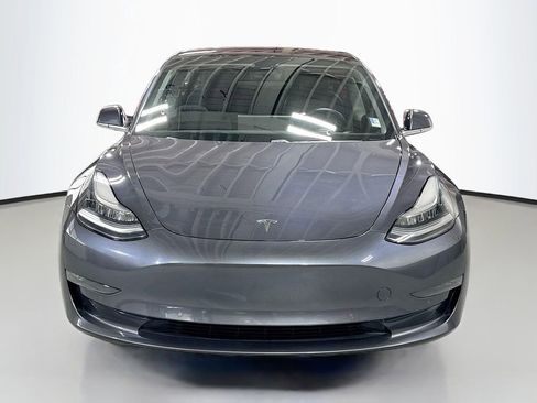 Used 2018 Tesla Model 3 Long Range image 2