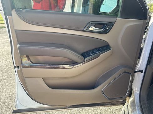 Used 2019 Chevrolet Tahoe LS image 10