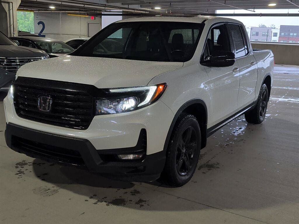 Used 2022 Honda Ridgeline Black Edition image 2