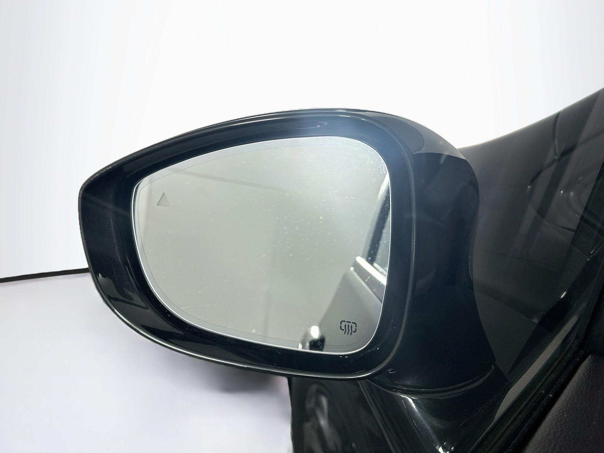 Used 2020 Chrysler Pacifica Limited w/ Advanced Safetytec Group FWD image 16