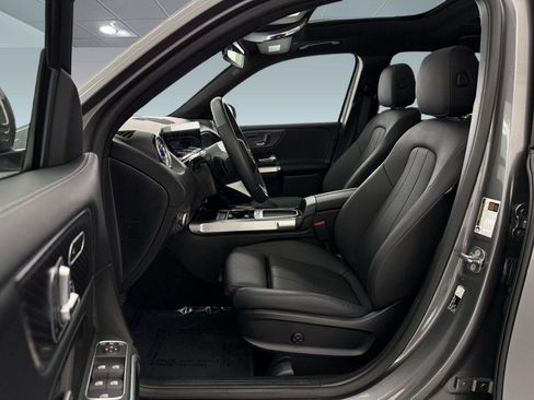Certified 2026 Mercedes-Benz GLB 250 image 5