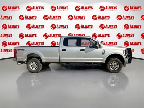 Used 2019 Ford F250 XLT w/ XLT Value Package image 4
