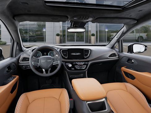 New 2026 Chrysler Pacifica Pinnacle image 16