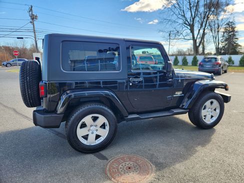 Used 2010 Jeep Wrangler Sahara w/ Dual Top Group image 13