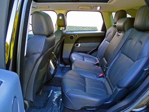 Used 2015 Land Rover Range Rover Sport HSE AWD/4WD image 27