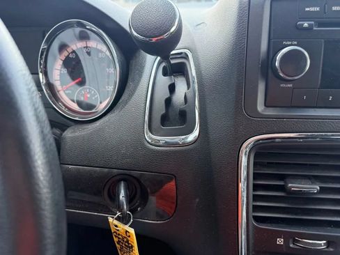 Used 2016 Dodge Grand Caravan SE w/ Quick Order Package 29E SE FWD image 20