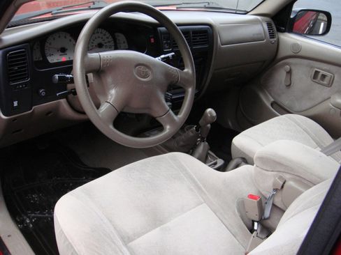 Used 2003 Toyota Tacoma 4x4 Xtracab image 11